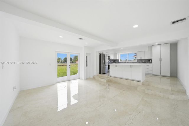 2410 NW 155th Ter, Miami Gardens, FL 33054