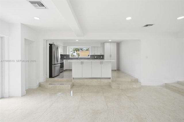 2410 NW 155th Ter, Miami Gardens, FL 33054