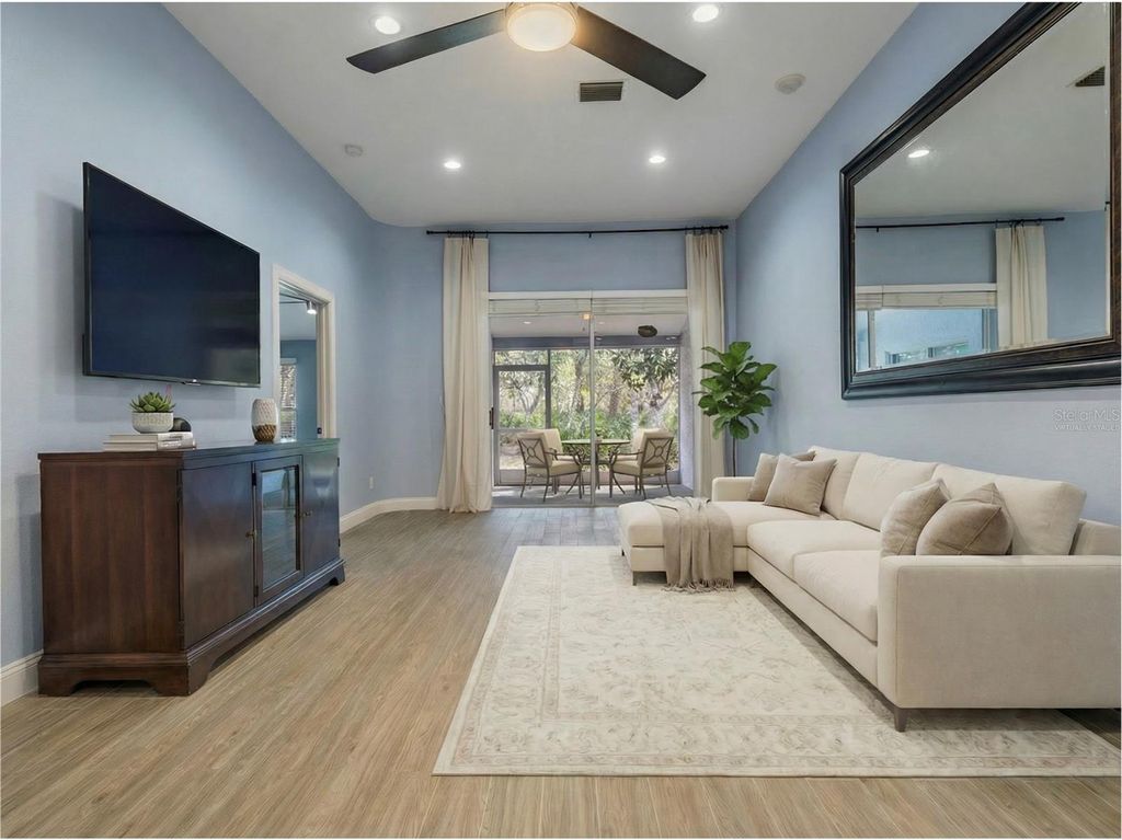 Image 5 of property listing at 4425 CONNERY COURT, Palm Harbor, FL 34685