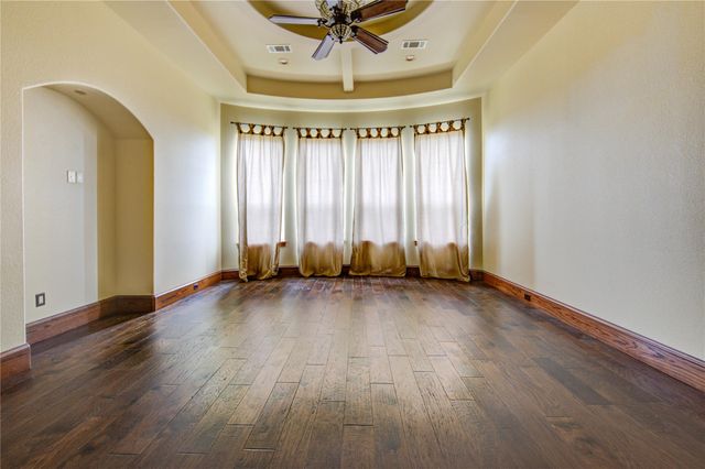 903 Chenango Drive, Angleton, TX 77515