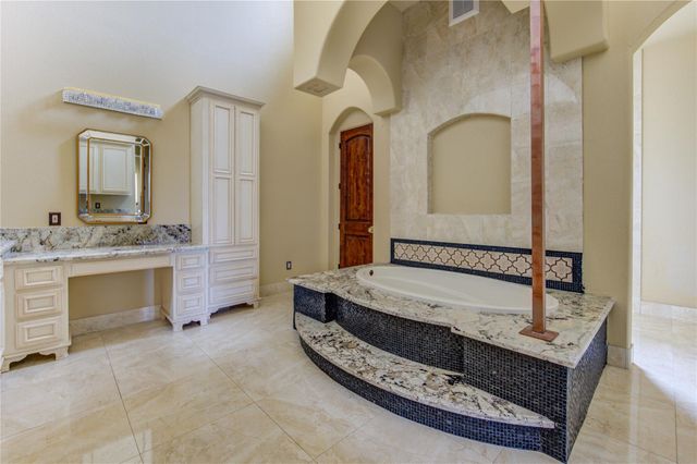 903 Chenango Drive, Angleton, TX 77515