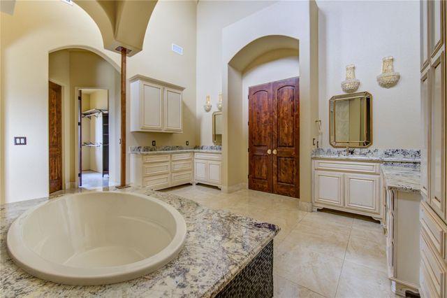 903 Chenango Drive, Angleton, TX 77515