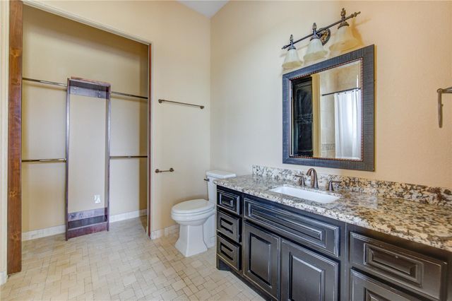 903 Chenango Drive, Angleton, TX 77515