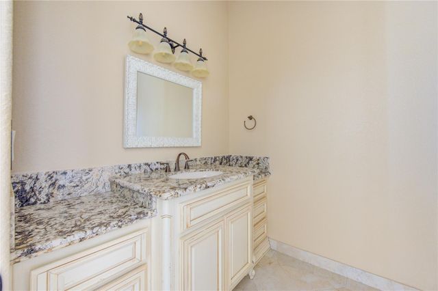 903 Chenango Drive, Angleton, TX 77515