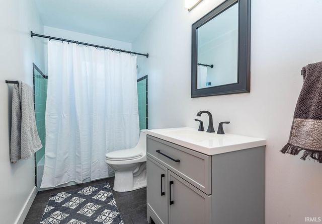 3227 N Smith Pike, Bloomington, IN 47404