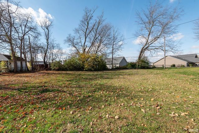 3227 N Smith Pike, Bloomington, IN 47404