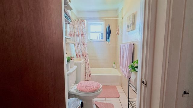 1634 N Shore Rd, Revere, MA 02151