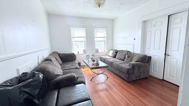 1634 N Shore Rd, Revere, MA 02151