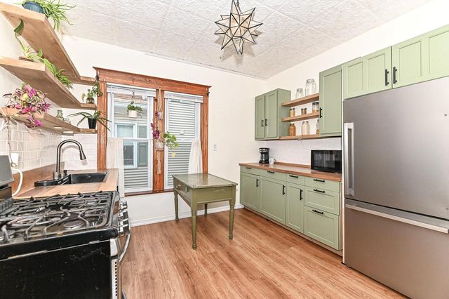 1640 Thurston AVENUE, Racine, WI 53405
