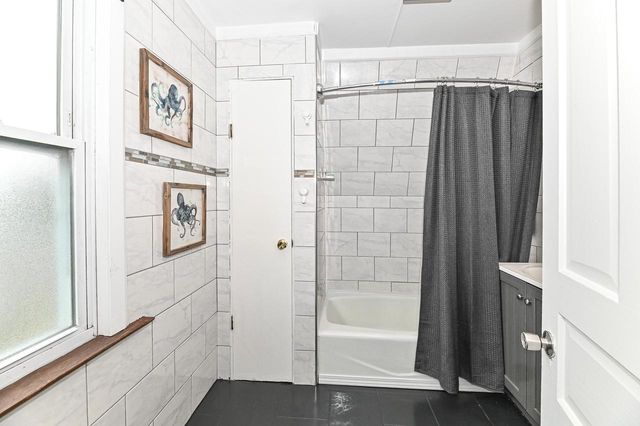 1640 Thurston AVENUE, Racine, WI 53405