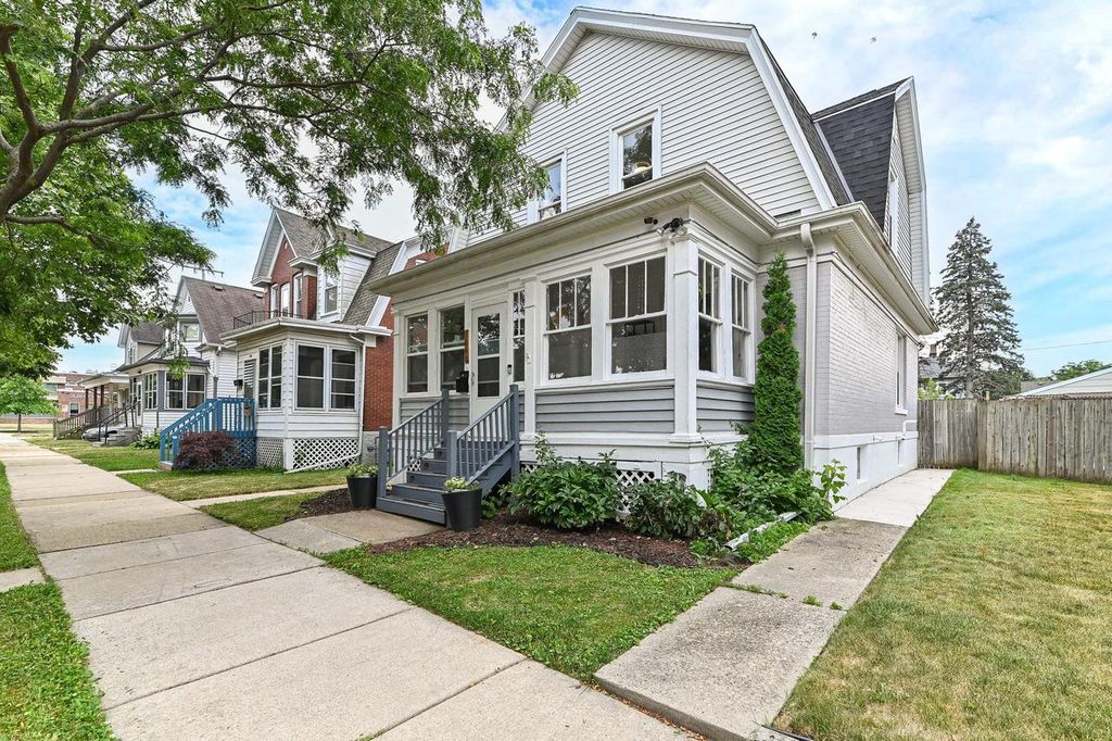 1640 Thurston AVENUE, Racine, WI 53405