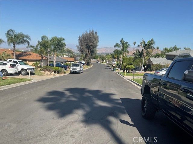 6544 Via Florencia, Jurupa Valley, CA 92509