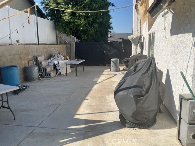 6544 Via Florencia, Jurupa Valley, CA 92509