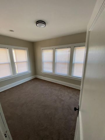 384 E 17th Avenue, Columbus, OH 43201