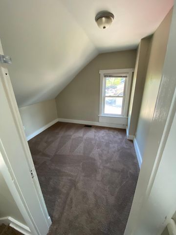 384 E 17th Avenue, Columbus, OH 43201