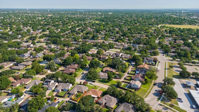 1810 Tiburon Bend, Lewisville, TX 75067