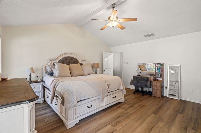 1810 Tiburon Bend, Lewisville, TX 75067