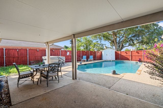 1810 Tiburon Bend, Lewisville, TX 75067