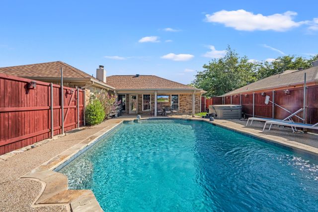 1810 Tiburon Bend, Lewisville, TX 75067