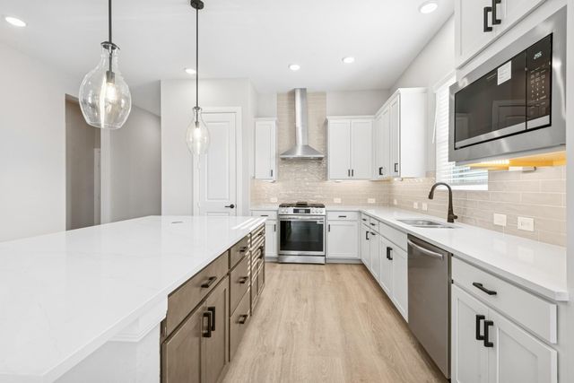 11843 Sawgrass Drive, Mont Belvieu, TX 77523