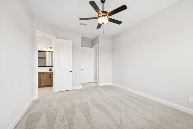 11843 Sawgrass Drive, Mont Belvieu, TX 77523