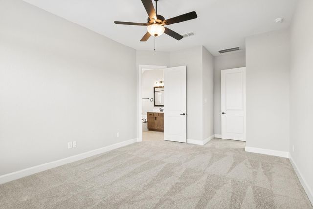 11843 Sawgrass Drive, Mont Belvieu, TX 77523