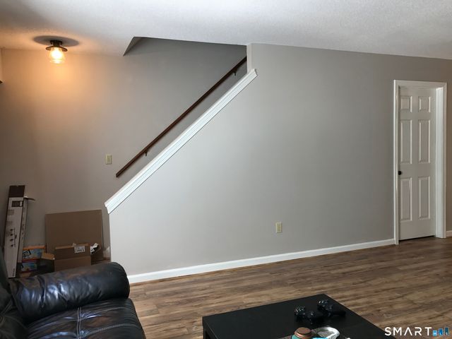 2480 Whitney Avenue 16, Hamden, CT 06518