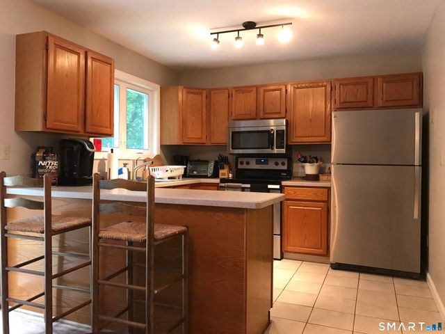 2480 Whitney Avenue 16, Hamden, CT 06518