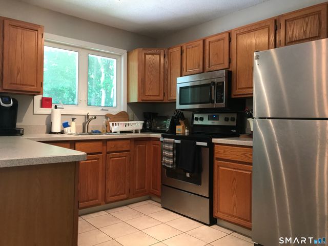 2480 Whitney Avenue 16, Hamden, CT 06518