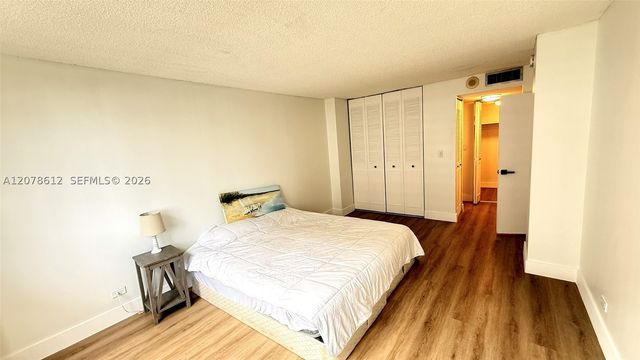 251 174th St 608, Sunny Isles Beach, FL 33160