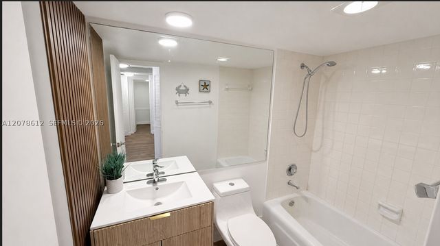 251 174th St 608, Sunny Isles Beach, FL 33160