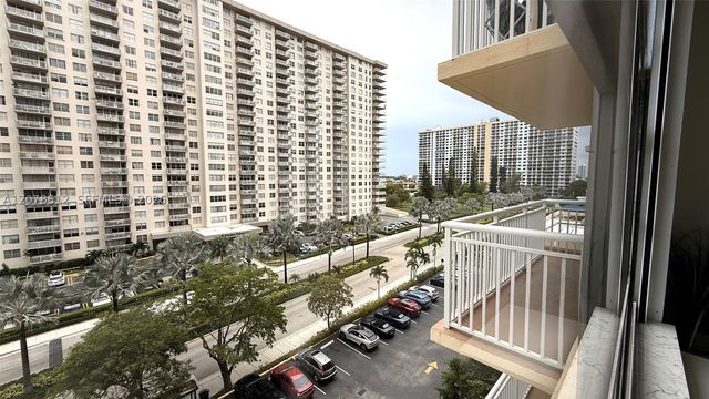 251 174th St 608, Sunny Isles Beach, FL 33160