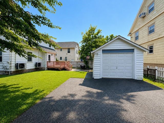432 Beach Avenue, Mamaroneck, NY 10543
