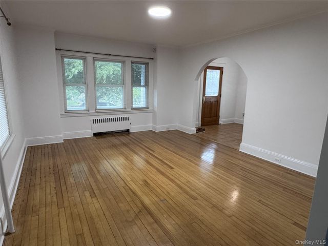 432 Beach Avenue, Mamaroneck, NY 10543