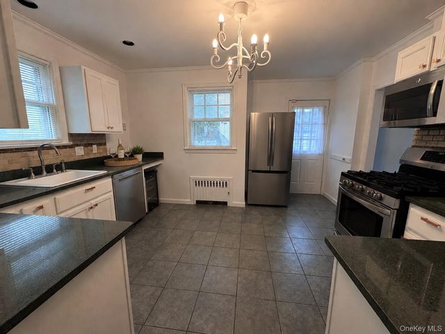 432 Beach Avenue, Mamaroneck, NY 10543