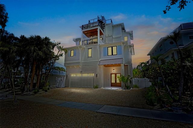 135 AVENIDA VENECCIA, Sarasota, FL 34242