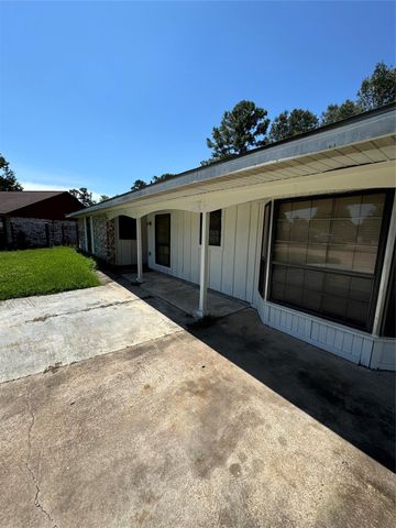 9902 Valley Sun Drive, Houston, TX 77078
