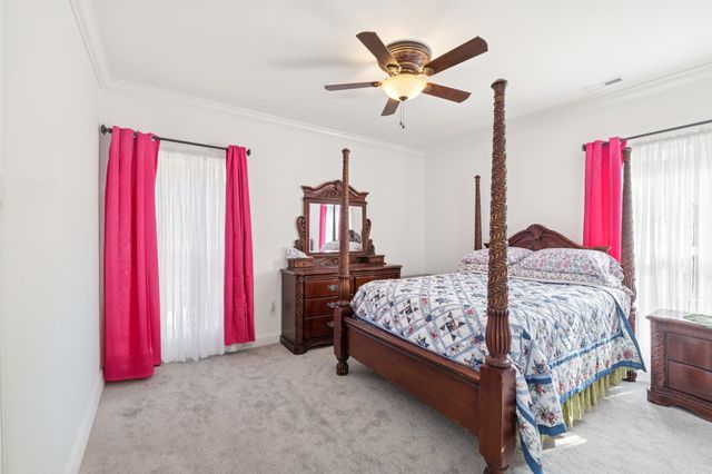 926 Monteagle Falls Rd, Monteagle, TN 37356