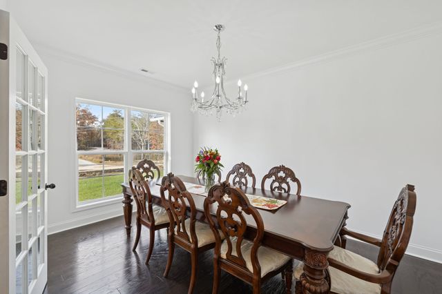 926 Monteagle Falls Rd, Monteagle, TN 37356