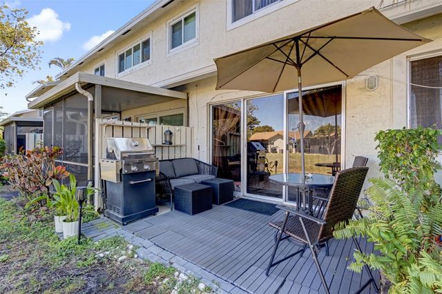 2253 W Discovery Circle 2253, Deerfield Beach, FL 33442