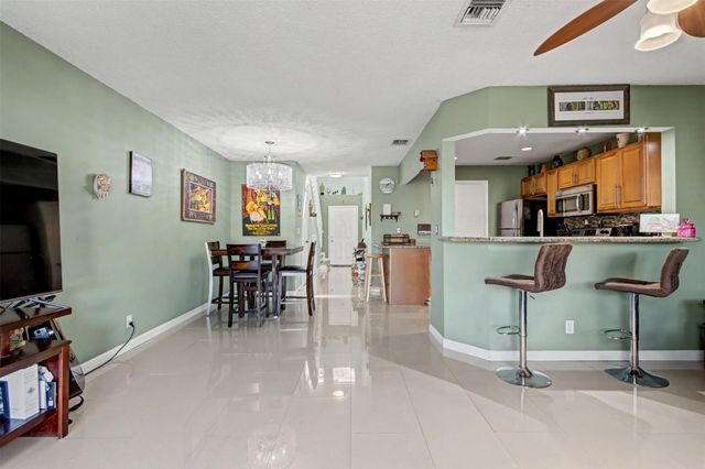 2253 W Discovery Circle 2253, Deerfield Beach, FL 33442
