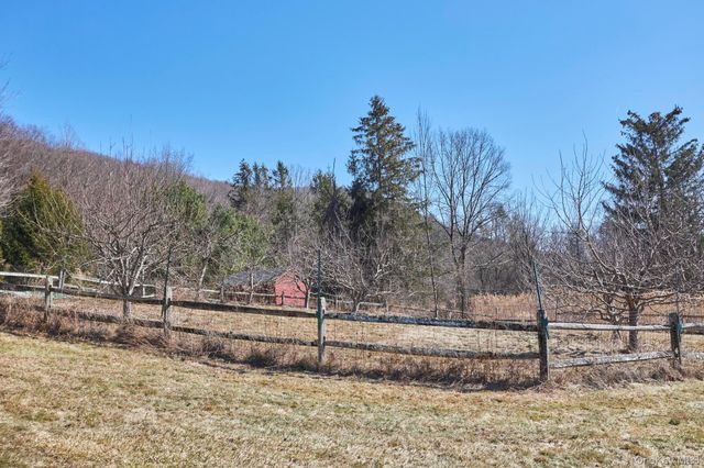 87 Kaye Road, Millerton, NY 12546
