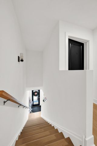 1522 N Leamington Avenue, Chicago, IL 60651