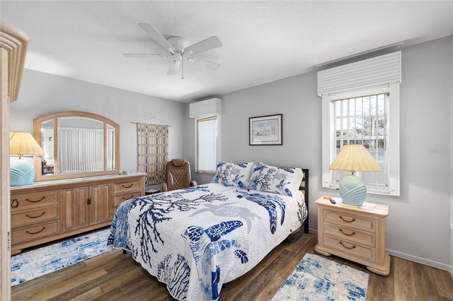 1137 BOWSPRIT LANE 1137, Holiday, FL 34691