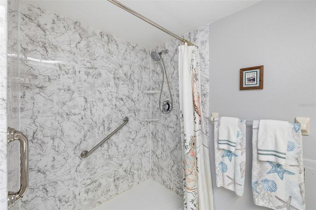 1137 BOWSPRIT LANE 1137, Holiday, FL 34691