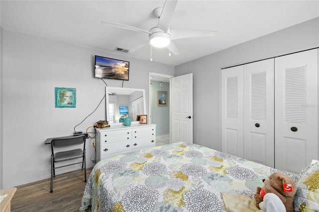 1137 BOWSPRIT LANE 1137, Holiday, FL 34691