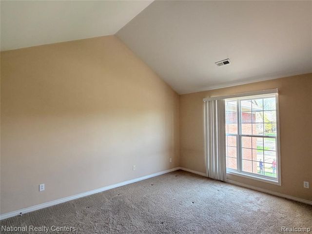28469 Carlton Way Drive, Novi, MI 48377