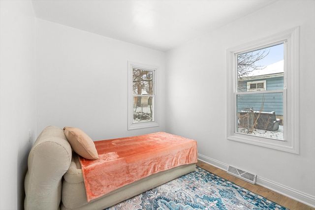 1146 S Union Street, Aurora, IL 60505