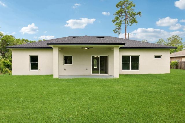 13 MALAUKA RADIAL DRIVE, Ocklawaha, FL 32179