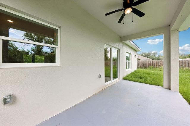 13 MALAUKA RADIAL DRIVE, Ocklawaha, FL 32179